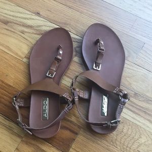 Aldo! Brown leather sandals with gold details